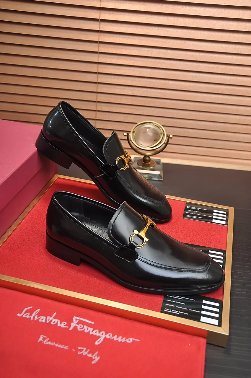 Men's shoes 💰500💶[Ferragamo/Ferragamo] The latest model in the counter. Original imported high-quality cowhide with open edges + imported 🐂 water-dyed cowhide lining + original luxury metal buckle + original combined outsole. Comparison without pressure 38--45 (45 is custom-made and cannot be returned or exchanged)